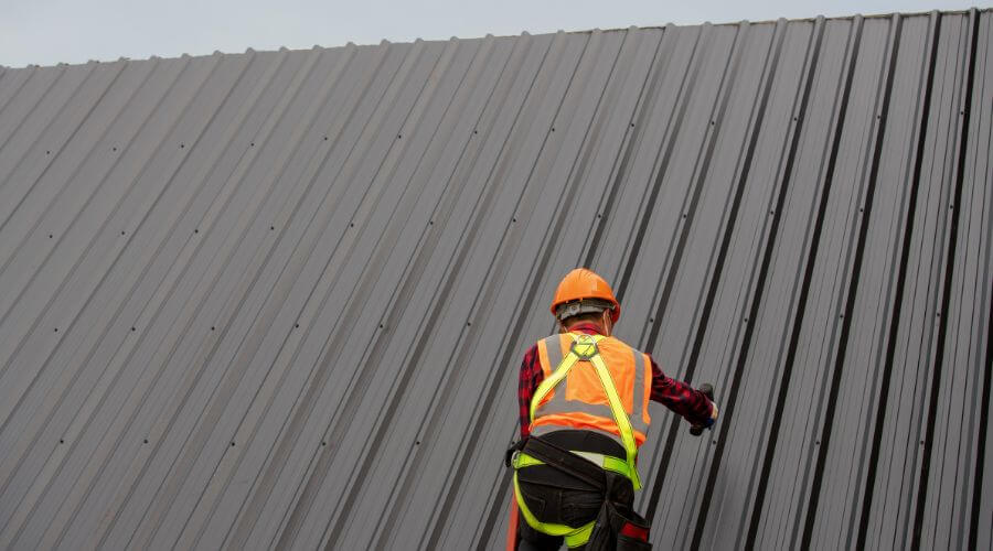 Professional gutter cleaning in Lewiston, ID